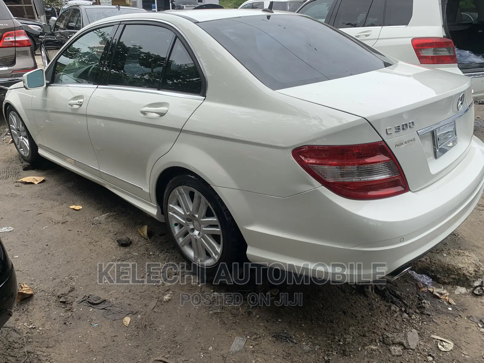 Mercedes-Benz C300 2011 White