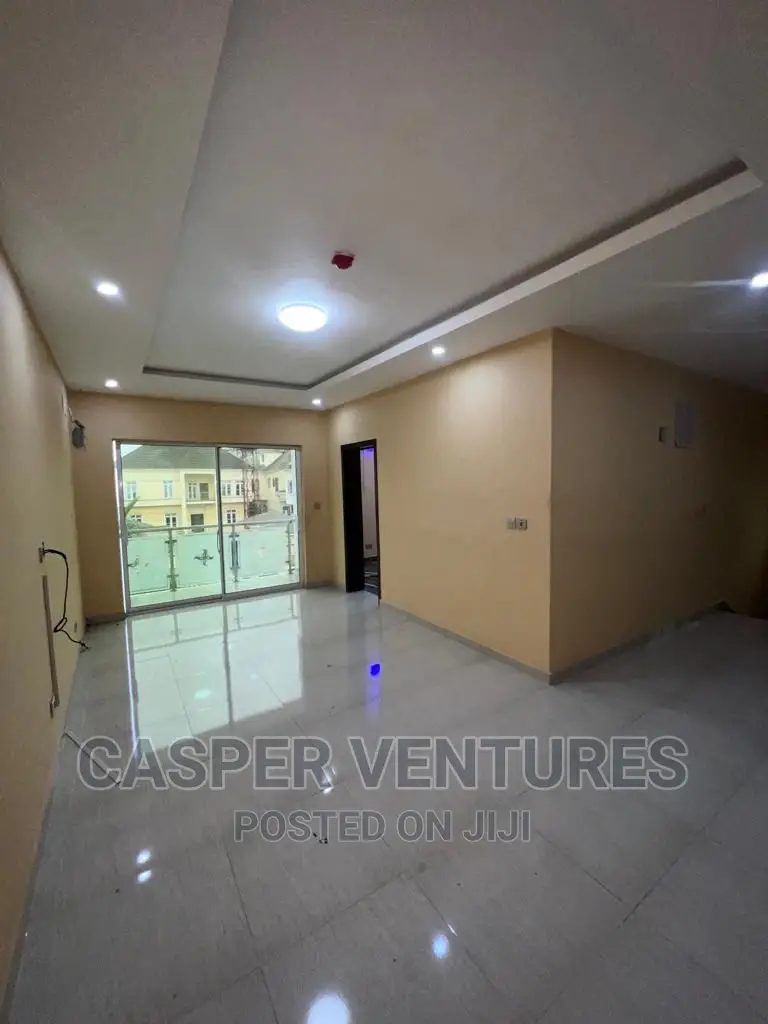 4bdrm Duplex in Chevyview, Chevron for rent