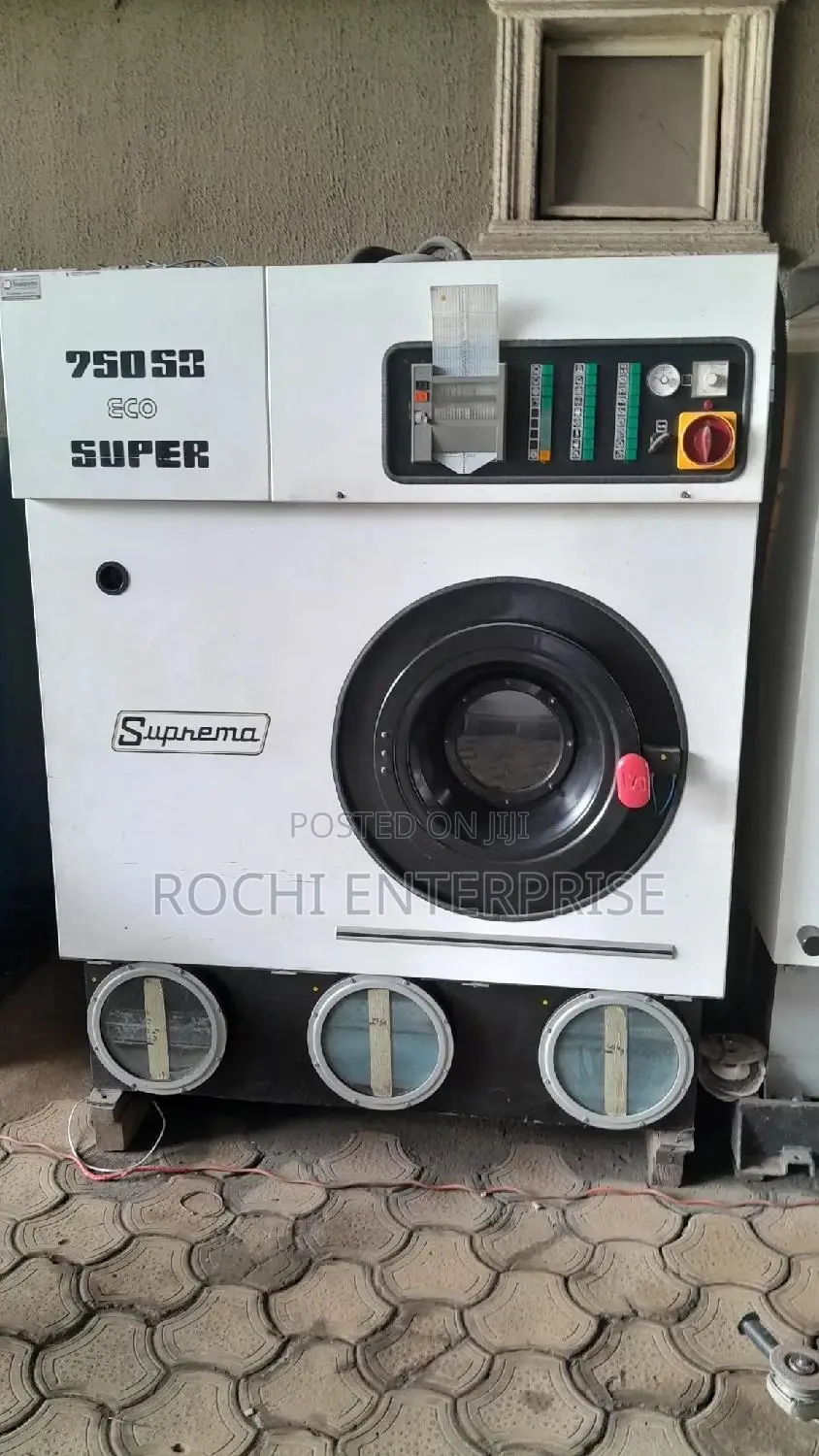Dry Cleaning Machine