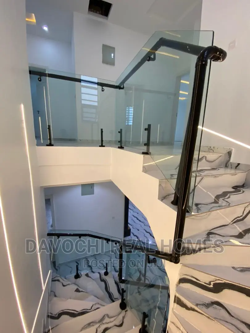 5bdrm Duplex in Ajah-Lekki for rent