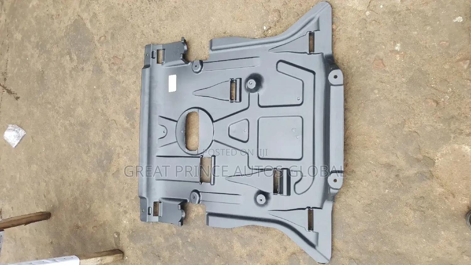 Engine Undercover Dust Protector Ml350 166