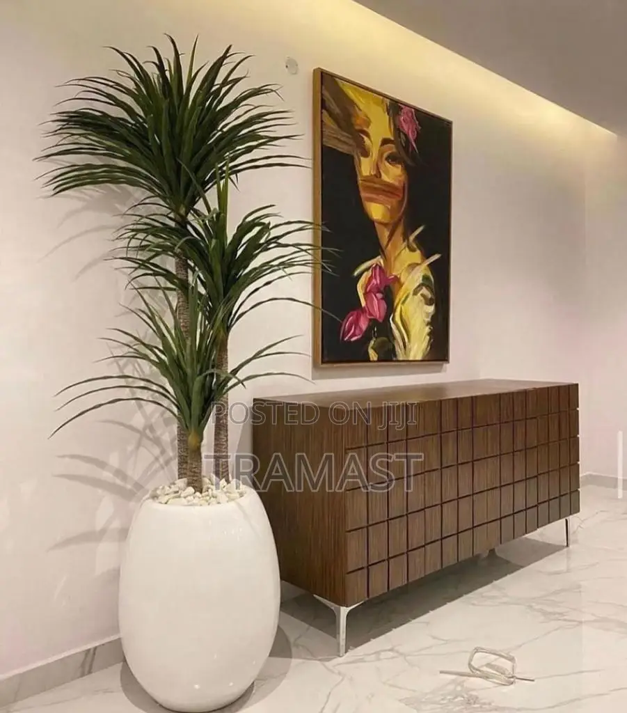 Yucca Plant With Fiberglass Pot