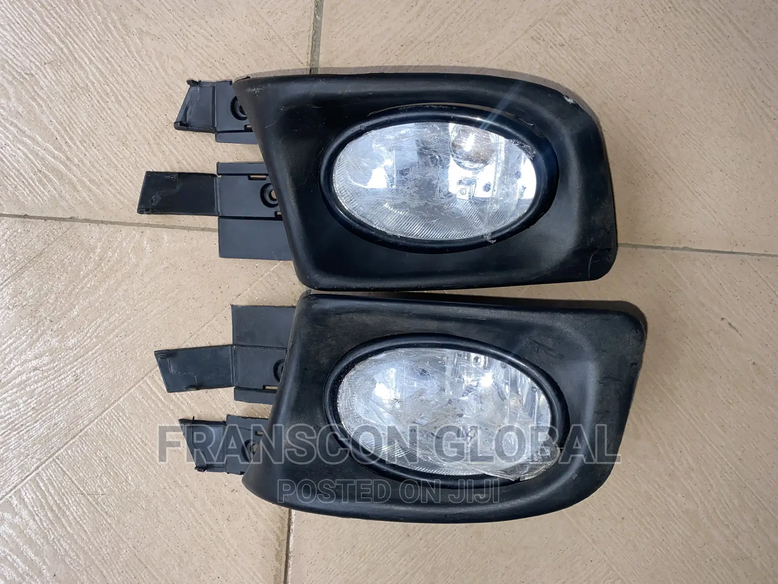 Fog Light  03-05 Honda Accord / 2000 Civic