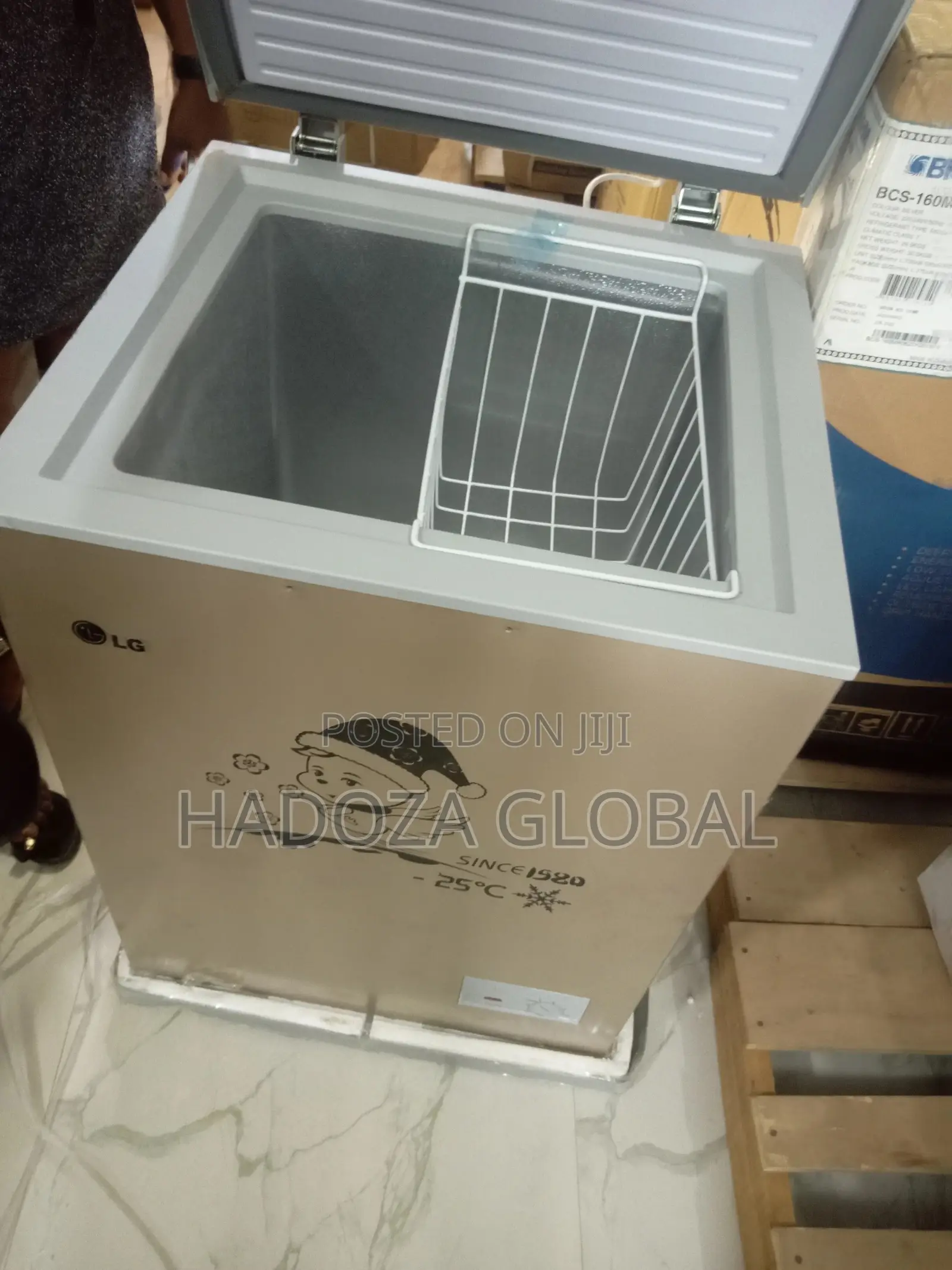 100litres LG Chest Freezer(Gc-160),New