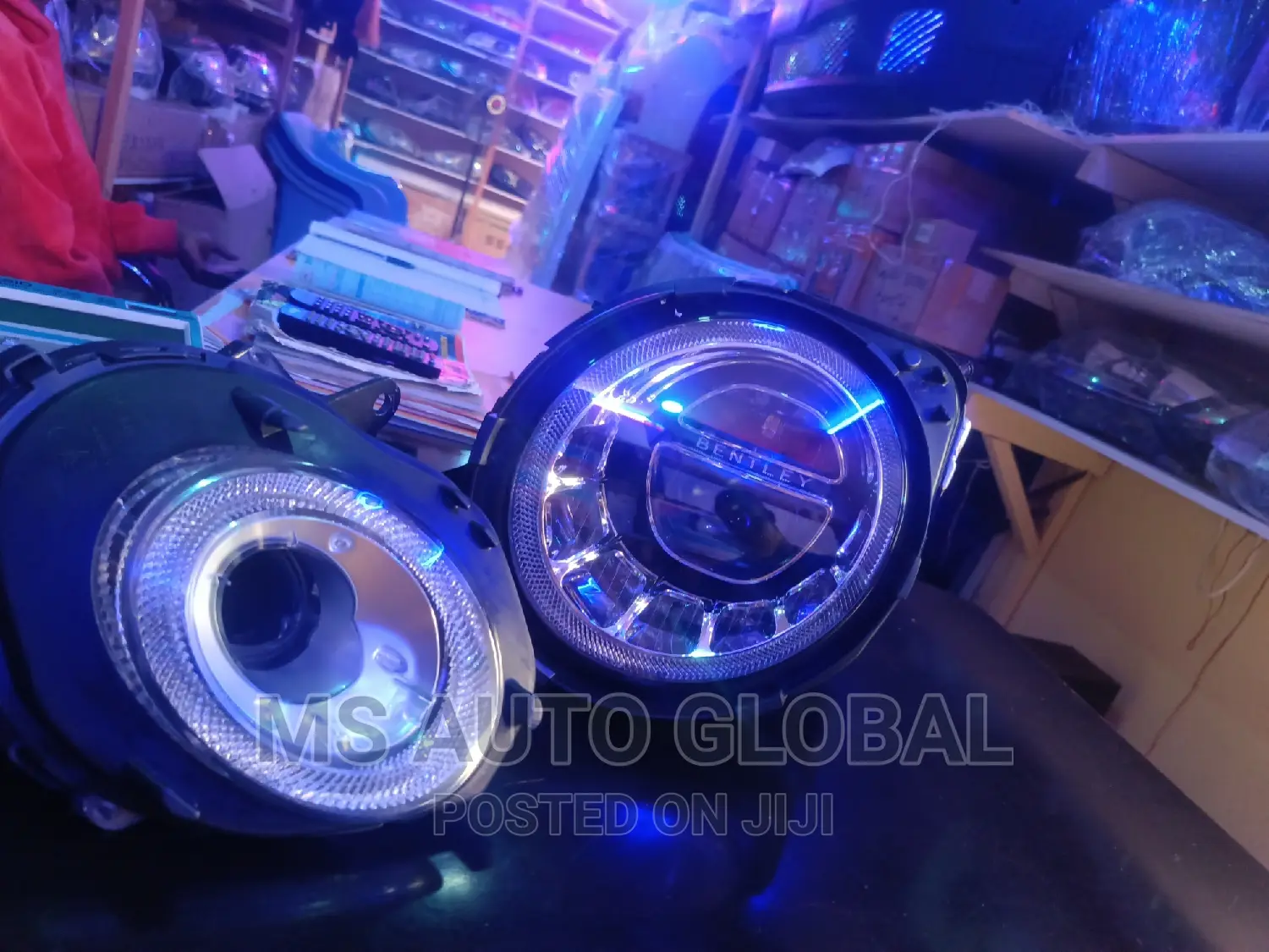 Bentley Bentyaga Headlights
