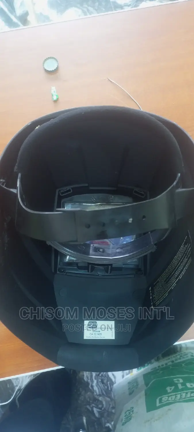 Auto Darkening Welding Helmet ( High Quality) Honeywell