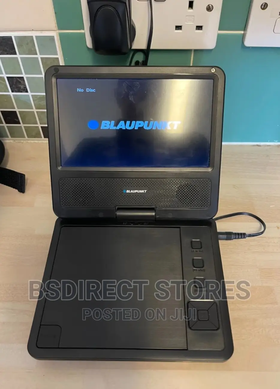 Blaupunkt 7 Inch LCD Rechargeable Portable DVD Player Black