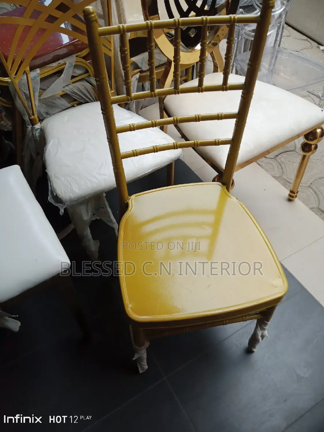 Higher Quality Chivaly Chair With Cushion
