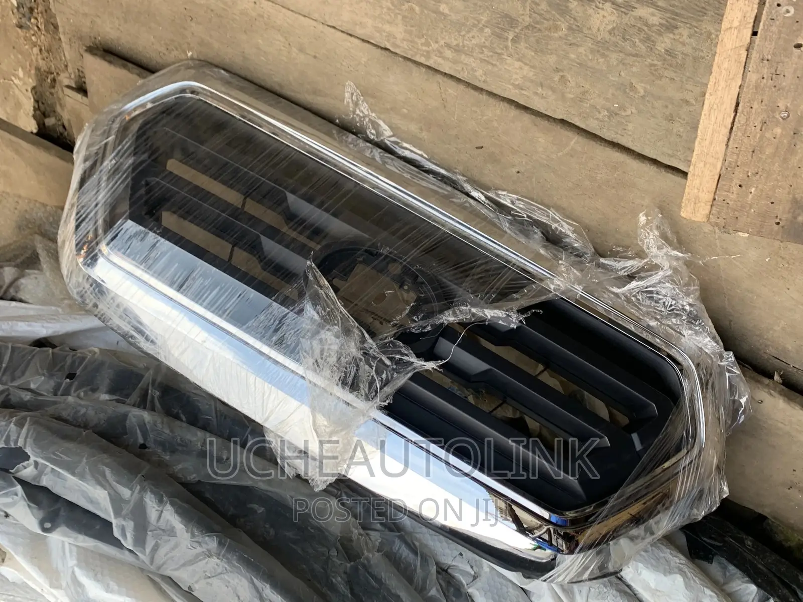 Front Grill Tacoma 2018 Available as Seen