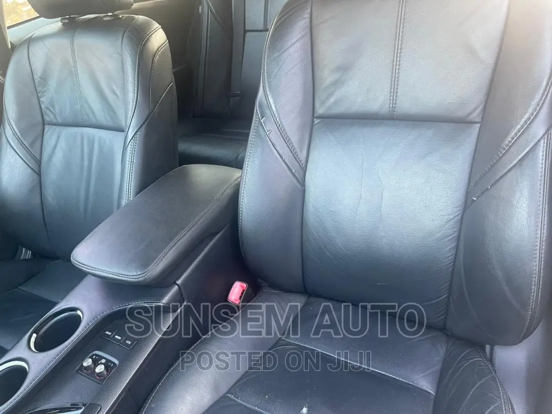 Toyota Avalon XLE 4dr Sedan (3.5L 6cyl 6A) 2014 Gray