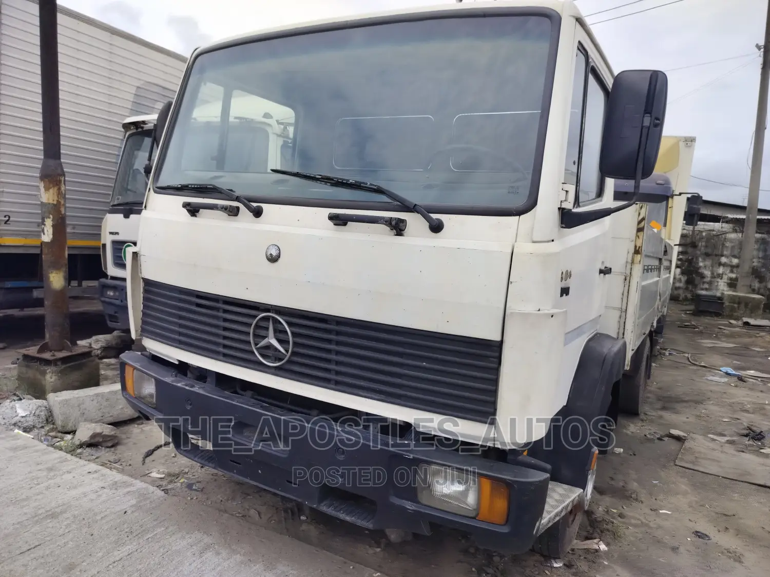 Mercedes Pickup 814
