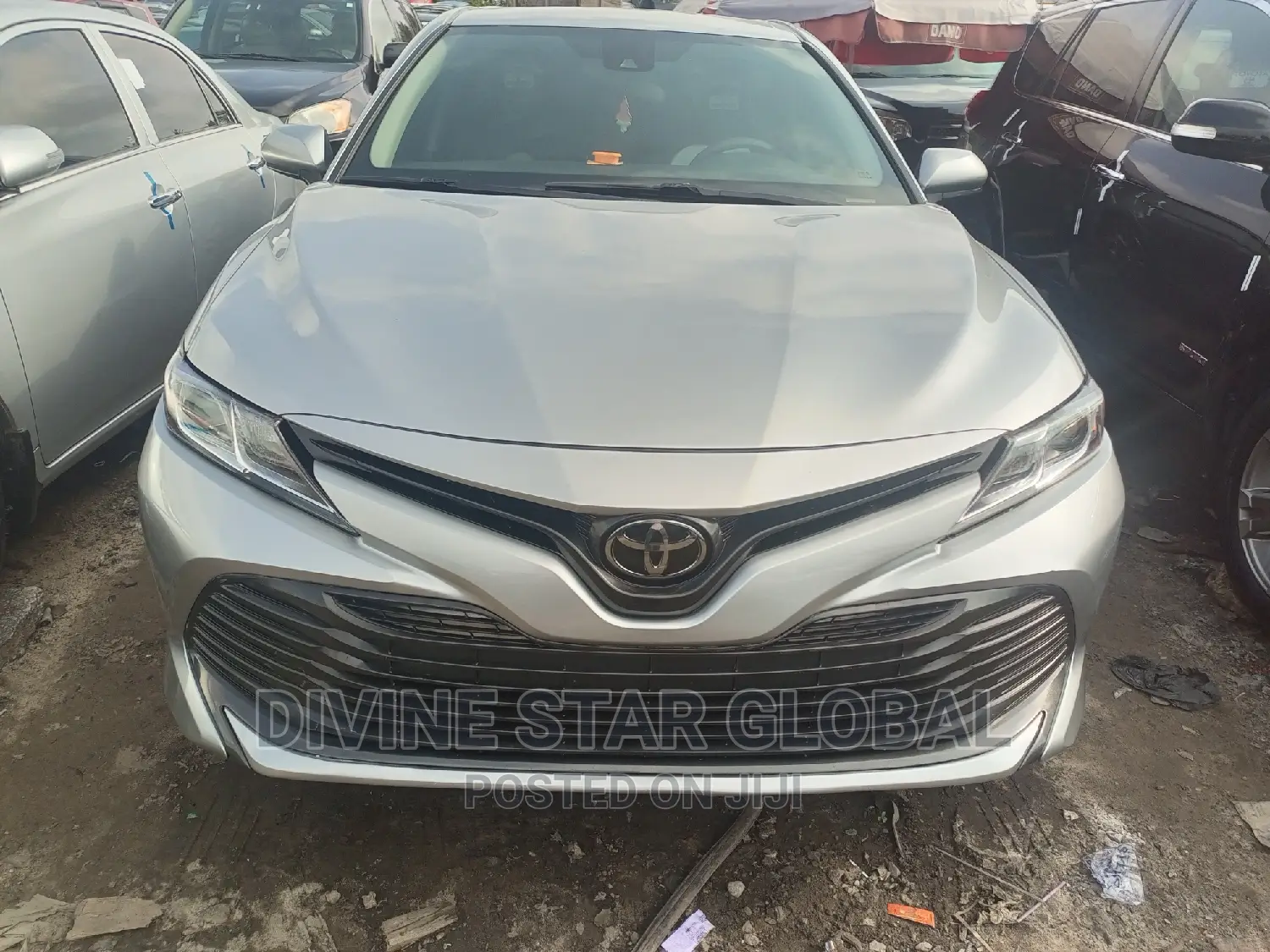 Toyota Camry LE FWD (2.5L 4cyl 8AM) 2018 Blue
