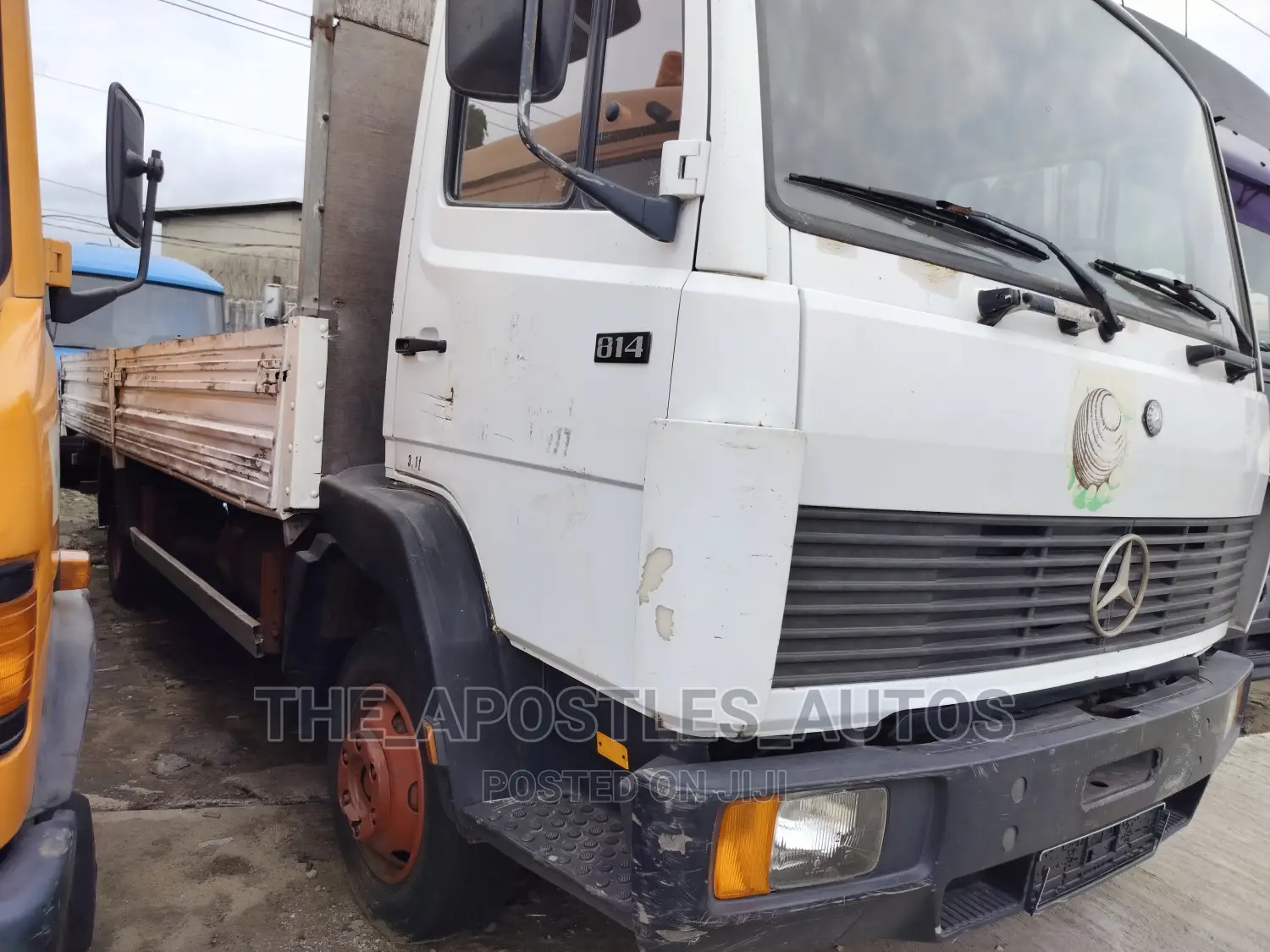 Mercedes Benz Pickup Truck 814