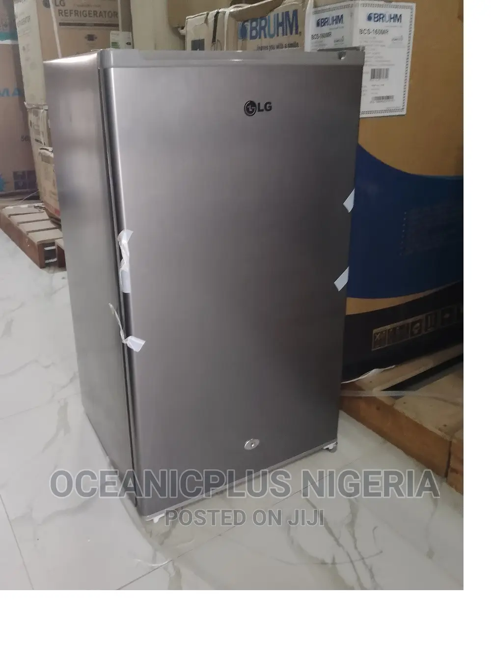 LG Gc-131 / Ice Tray /92l Refrigerator