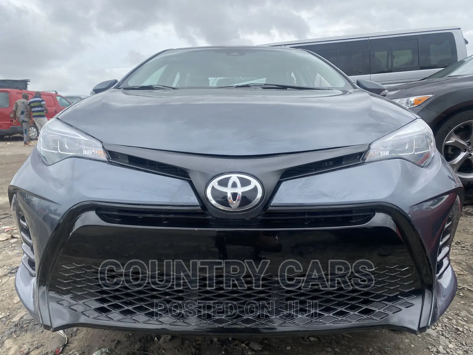 Toyota Corolla XSE 4dr Sedan (1.8L 4cyl CVT) 2017 Gray