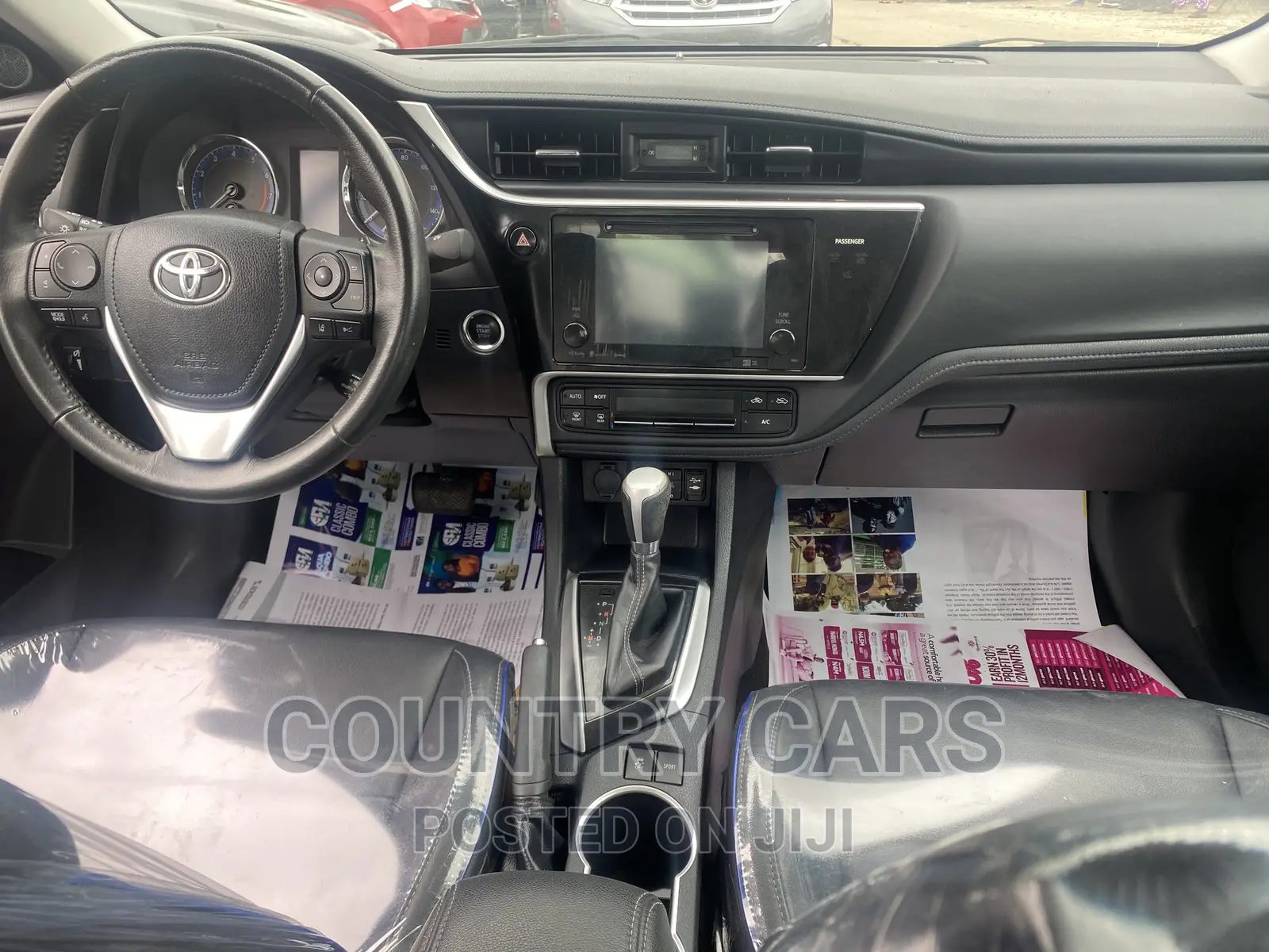 Toyota Corolla XSE 4dr Sedan (1.8L 4cyl CVT) 2017 Gray