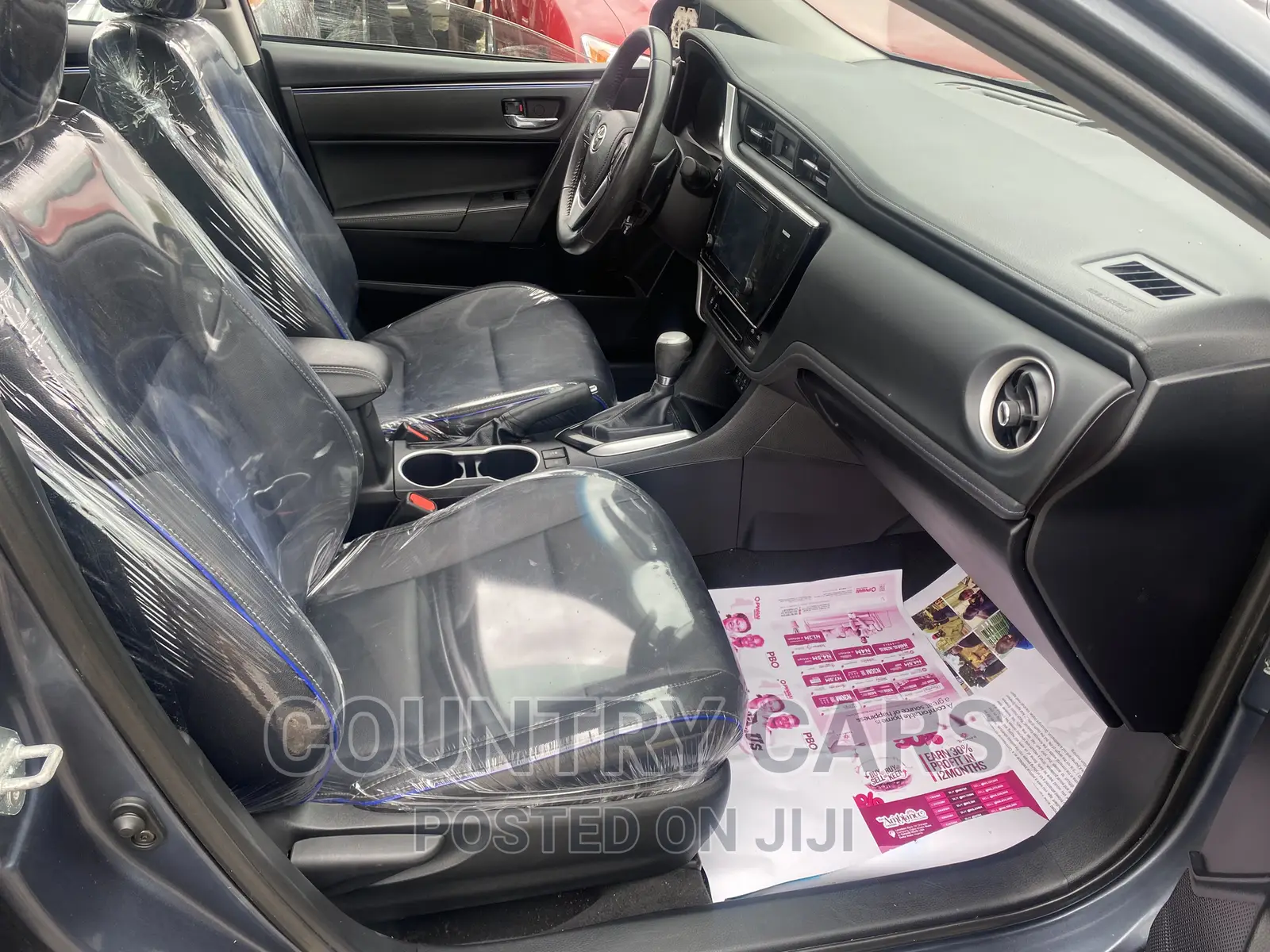 Toyota Corolla XSE 4dr Sedan (1.8L 4cyl CVT) 2017 Gray
