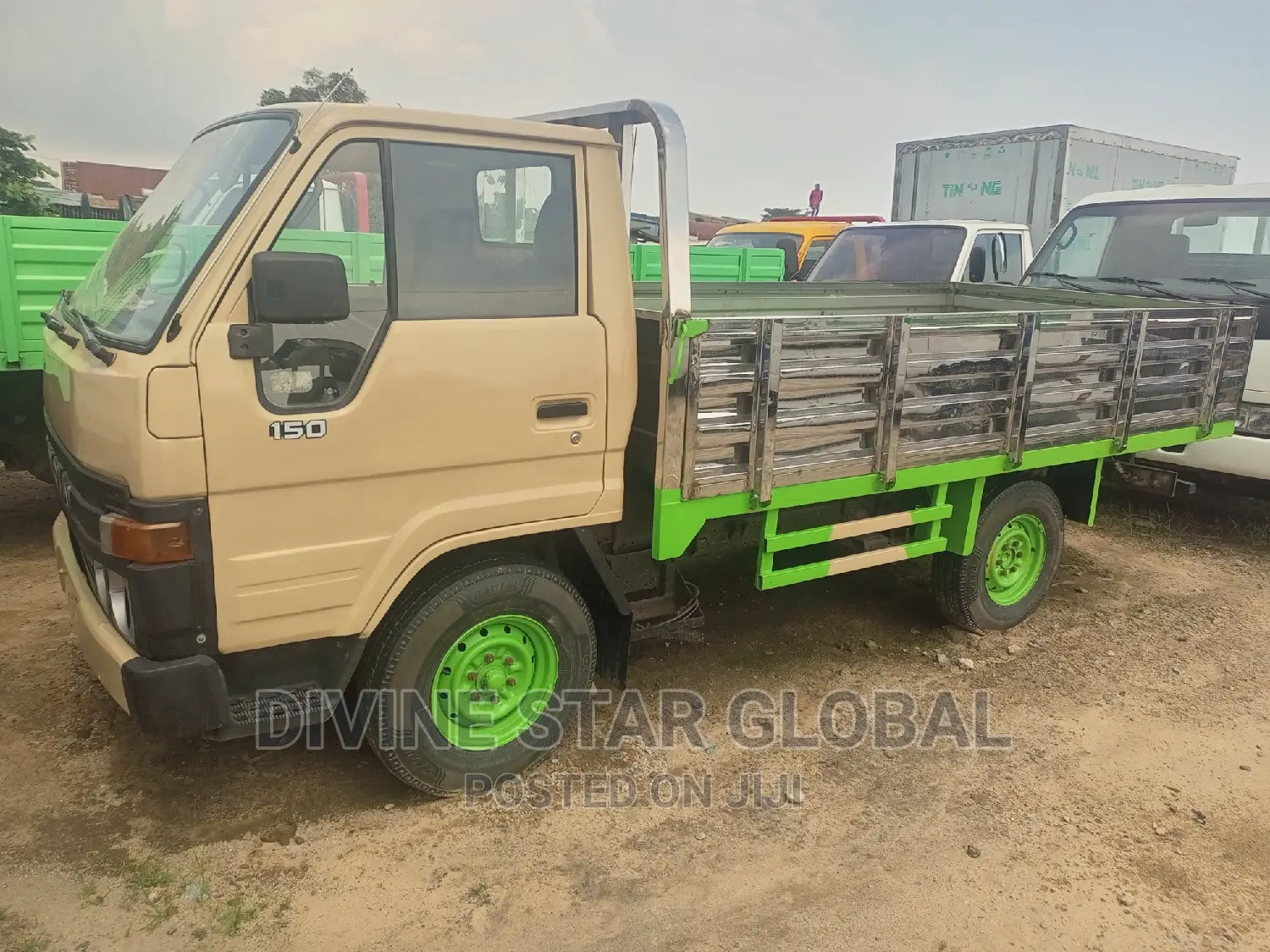 Toyota Dyna 2023 Green