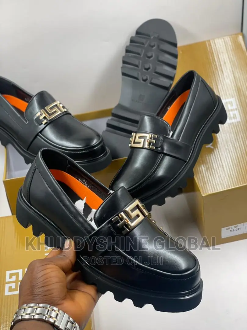 Black Loafer Shoes With Chain