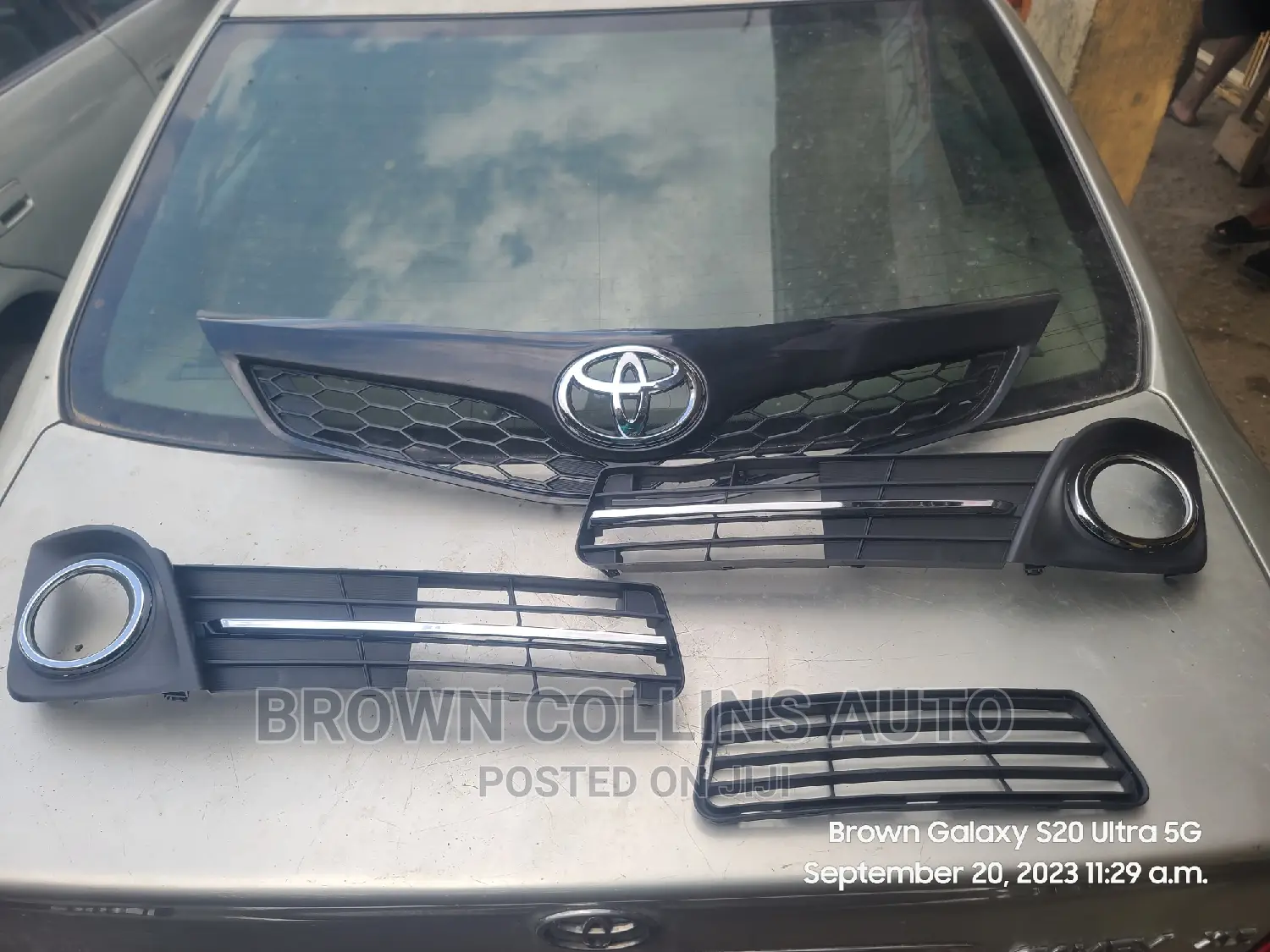 Up and Down Grills Toyota Camry 2012-2014