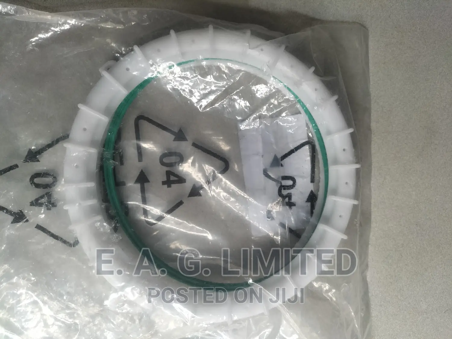 Fuel Pump Kit Screw/Cover Mercedes-benz (164-470-02-30-64)