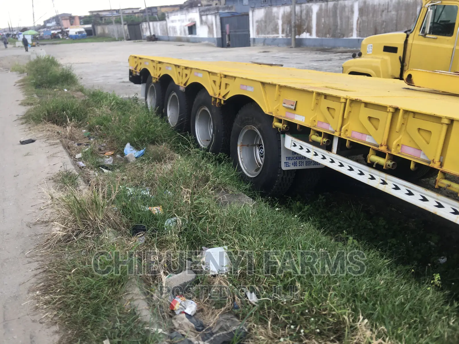 Howo 371, Low~Bed Truck (26 Tyres)