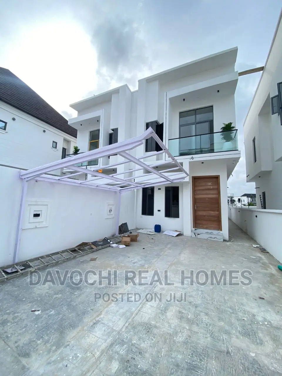 4bdrm Duplex in Chevron Second Toll, Lekki for sale