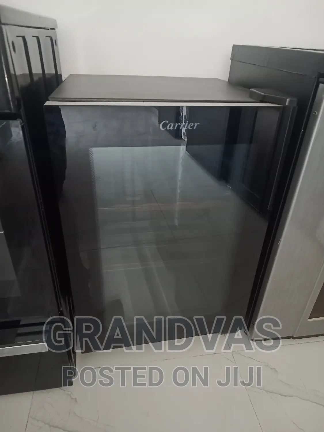 Wine Chiller Carrier 77cm by 50cm