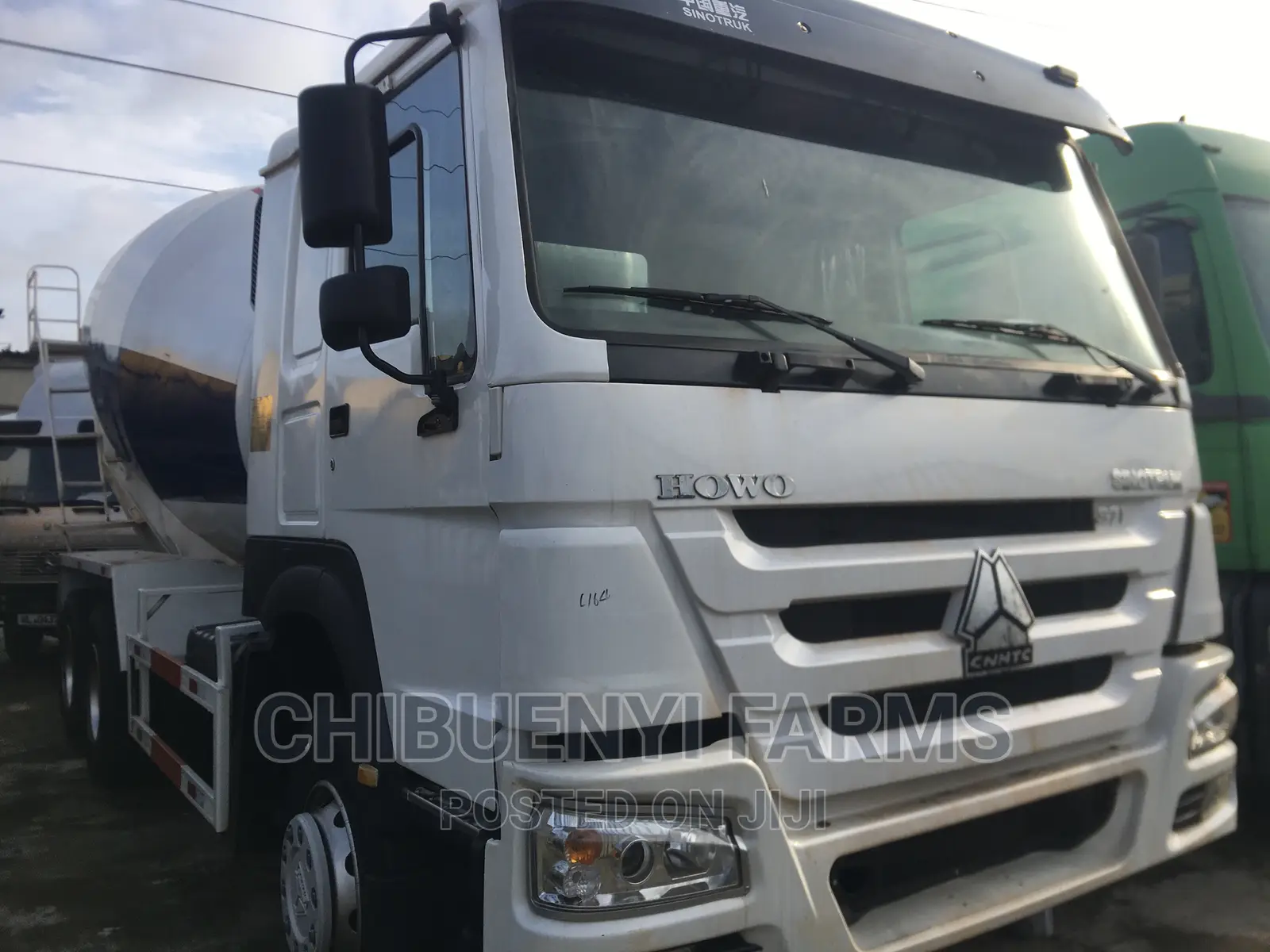 Howo Concrete Mixer Truck (10 Tyres)