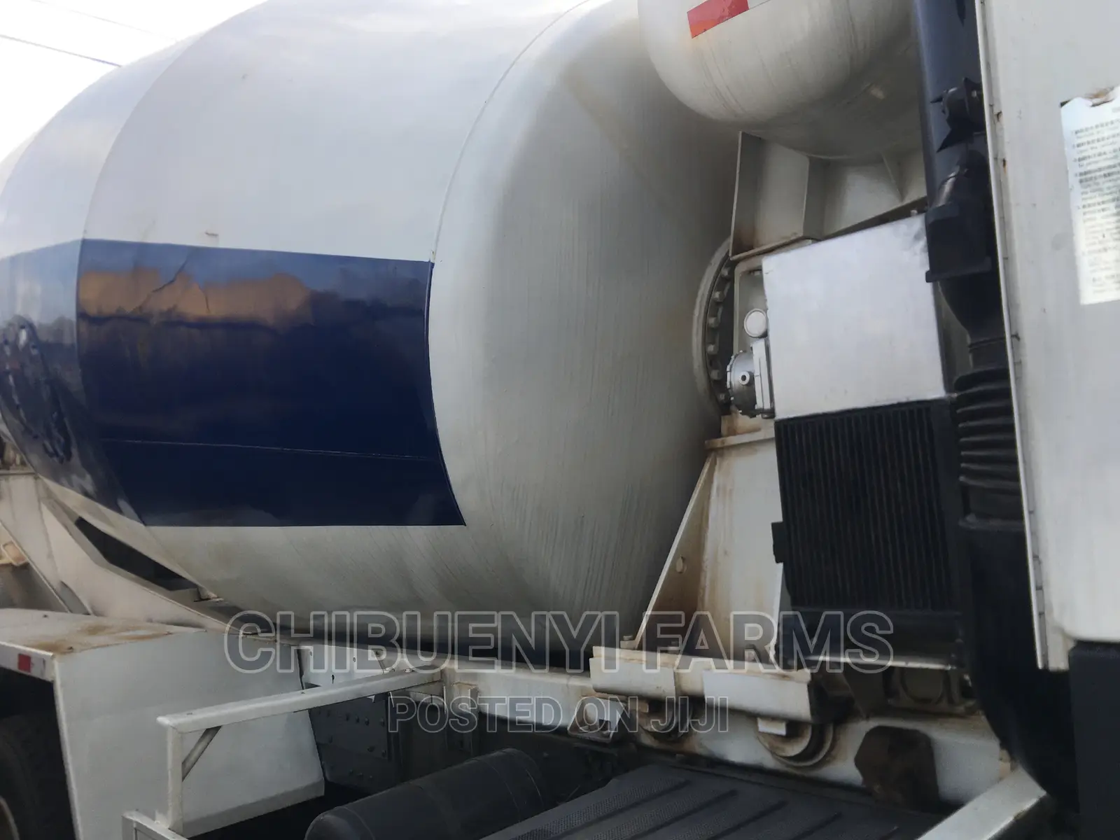 Howo Concrete Mixer Truck (10 Tyres)