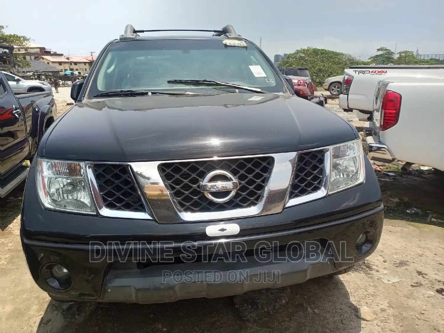 Nissan Frontier 2013 Black