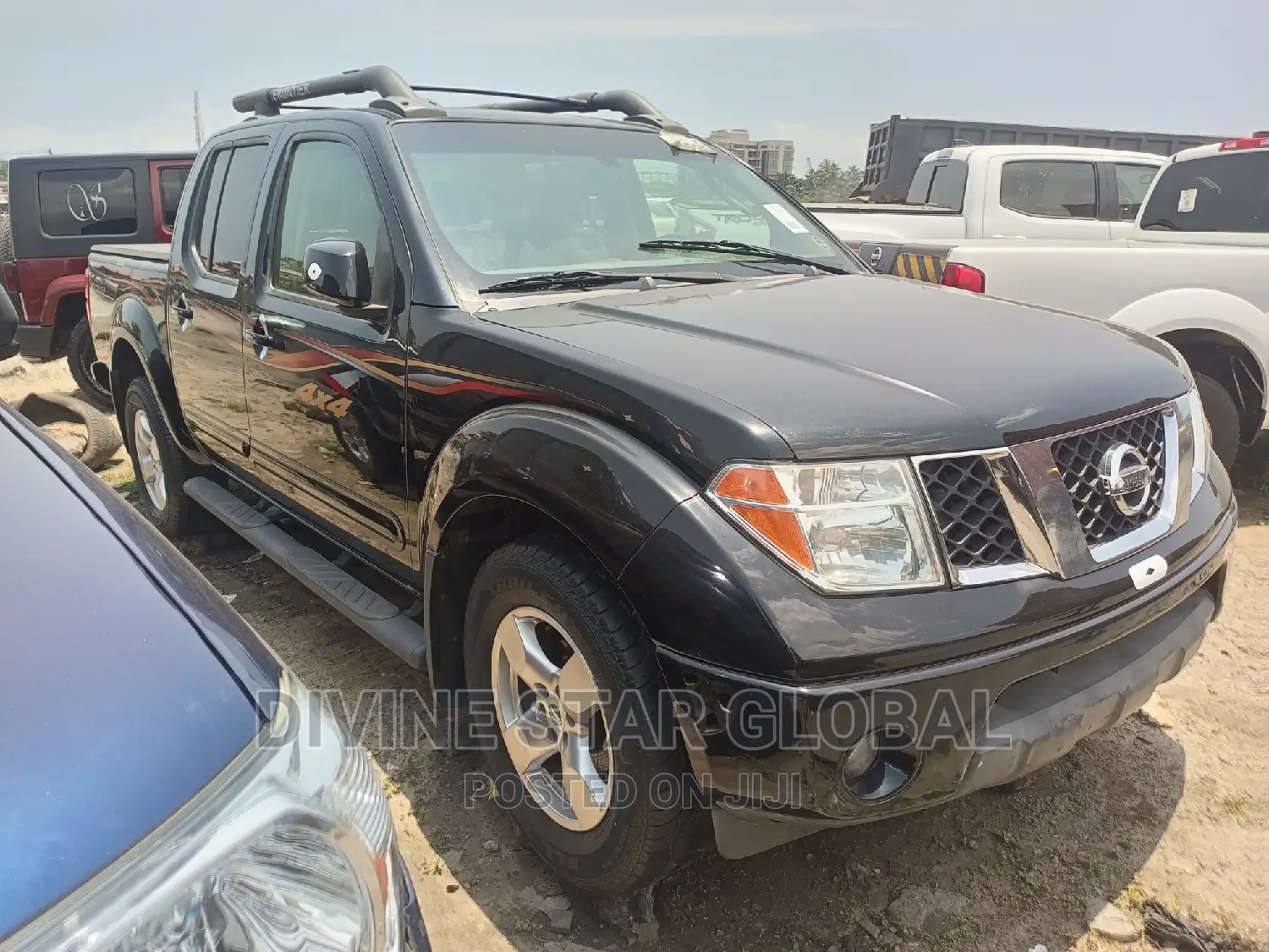 Nissan Frontier 2013 Black