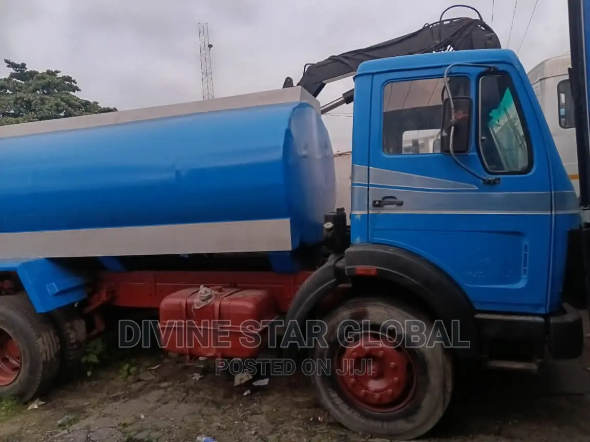 Water Tanker Truck