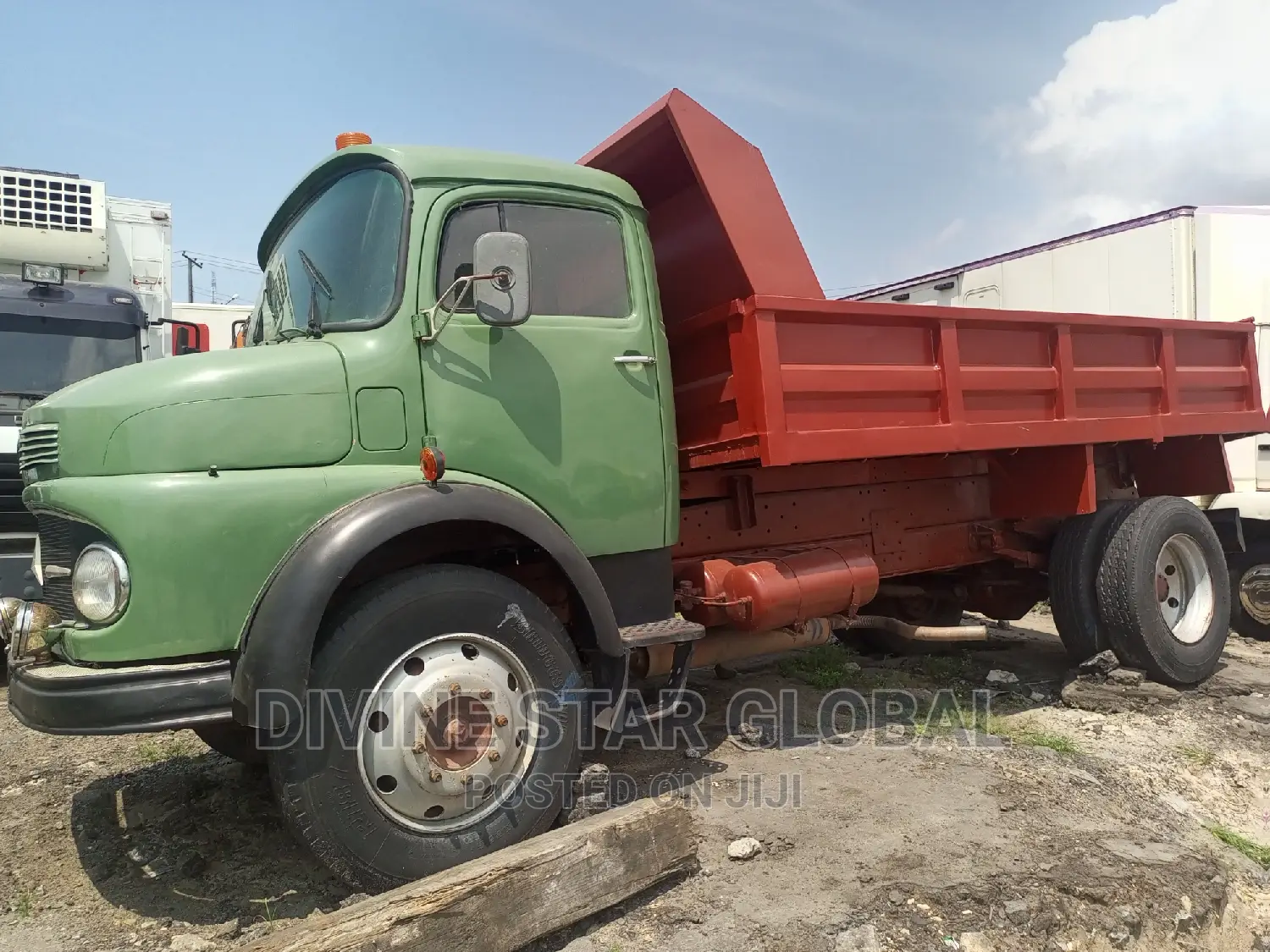 Tipper Truck Mercedes