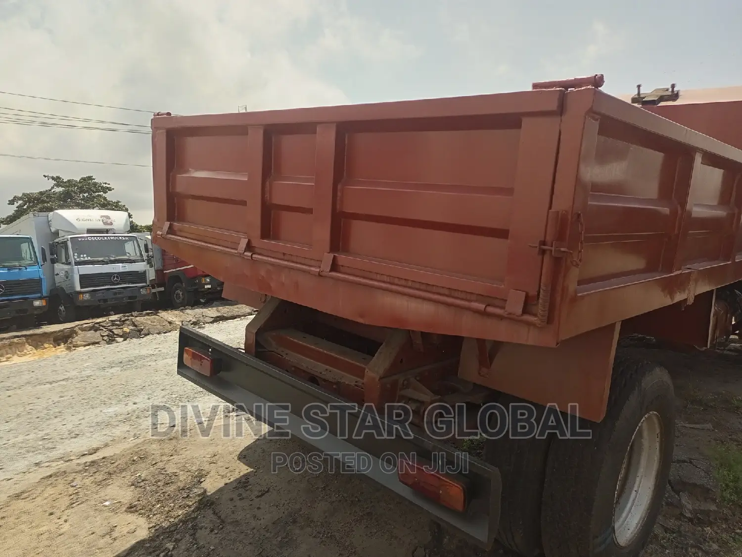 Tipper Truck Mercedes