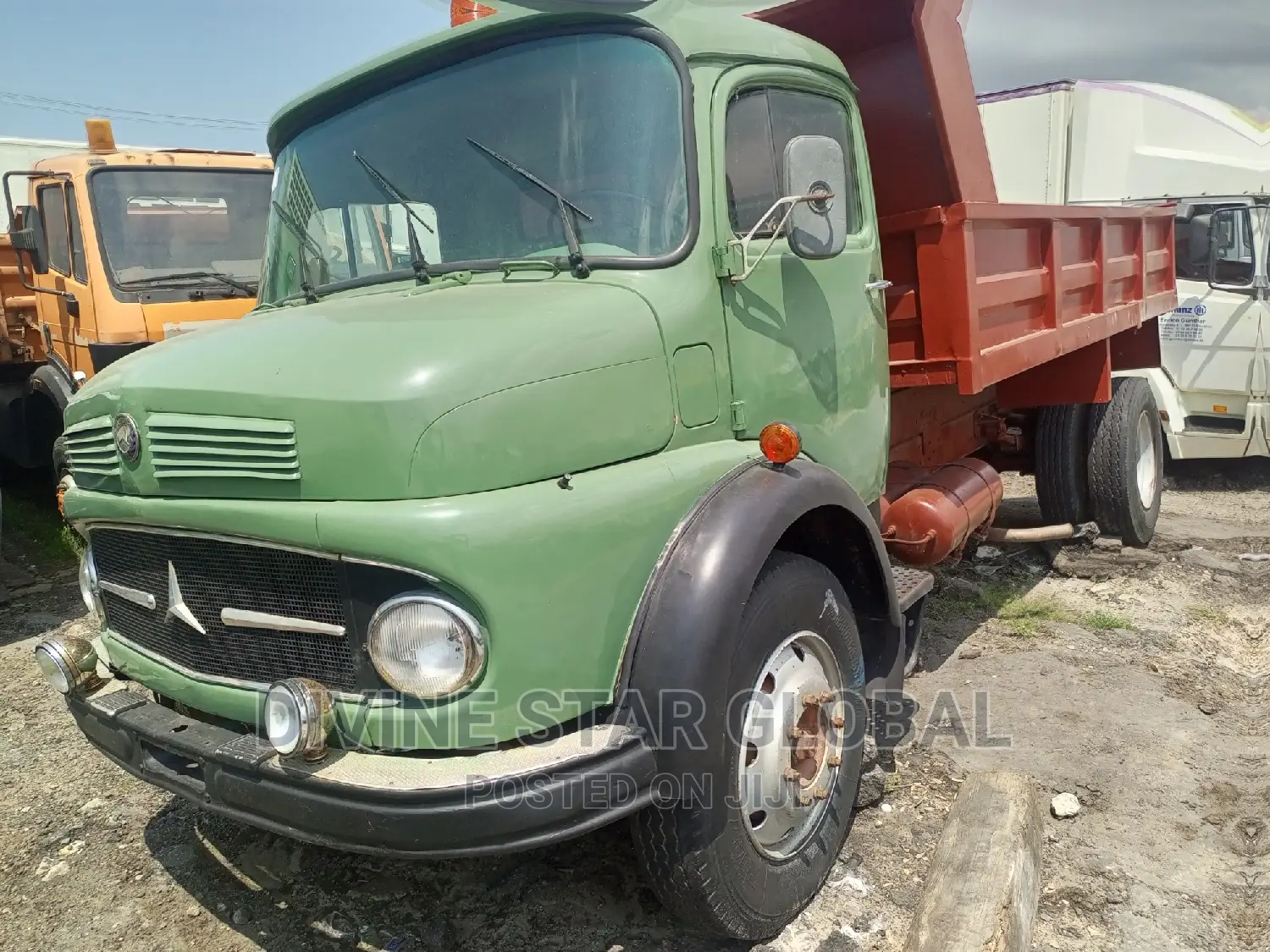 Tipper Truck Mercedes