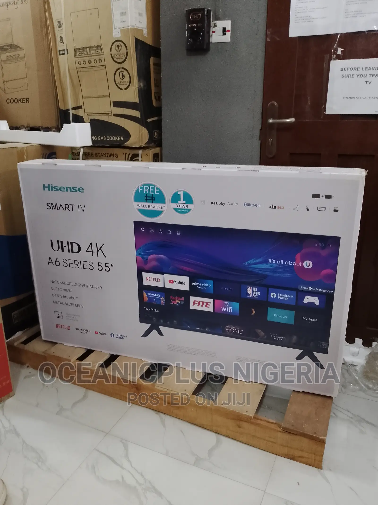 Standard Hisense 55 Inches Smart Frameless TV