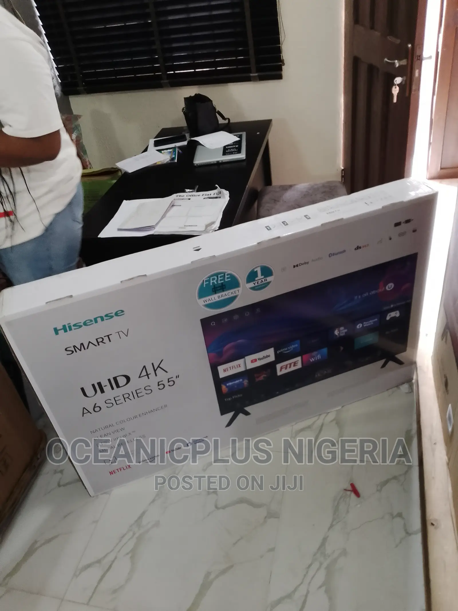 Good Quality Hisense 55 Inches Smart Frameless TV