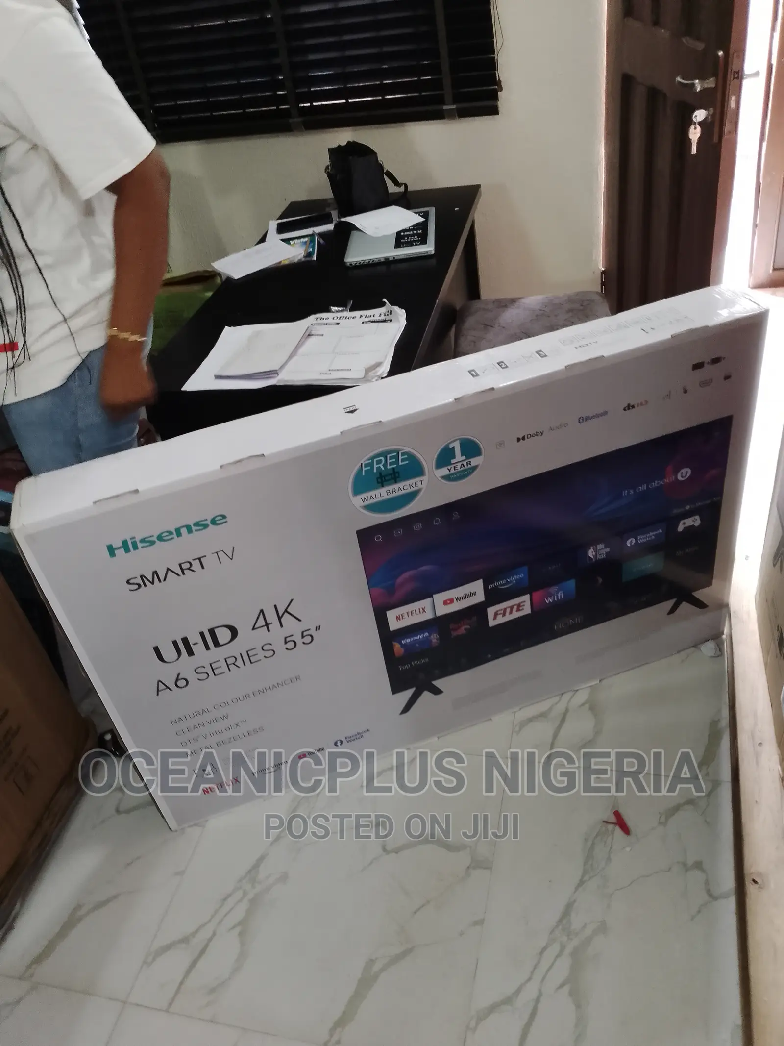 Good Quality Hisense 55 Inches Smart Frameless TV