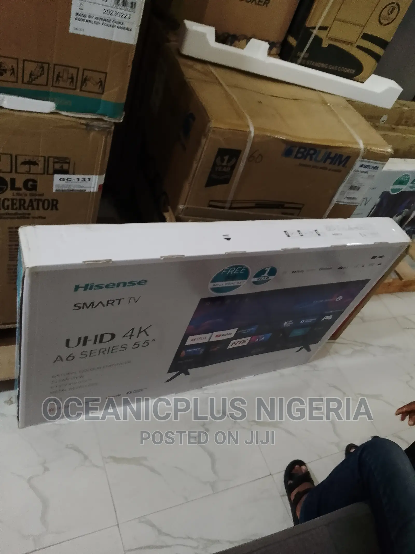 Very Smart Hisense 55 Inches Frameless TV With Bluetooth