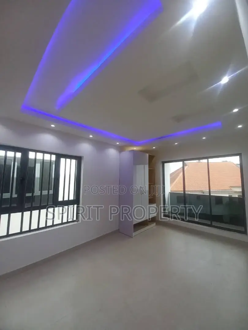 4bdrm Duplex in Magodo 2 for rent