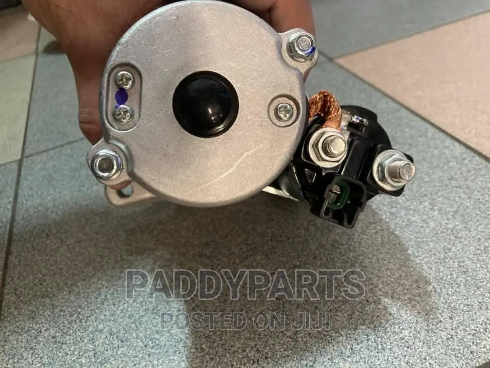 Toyota Hilux Kick Starter