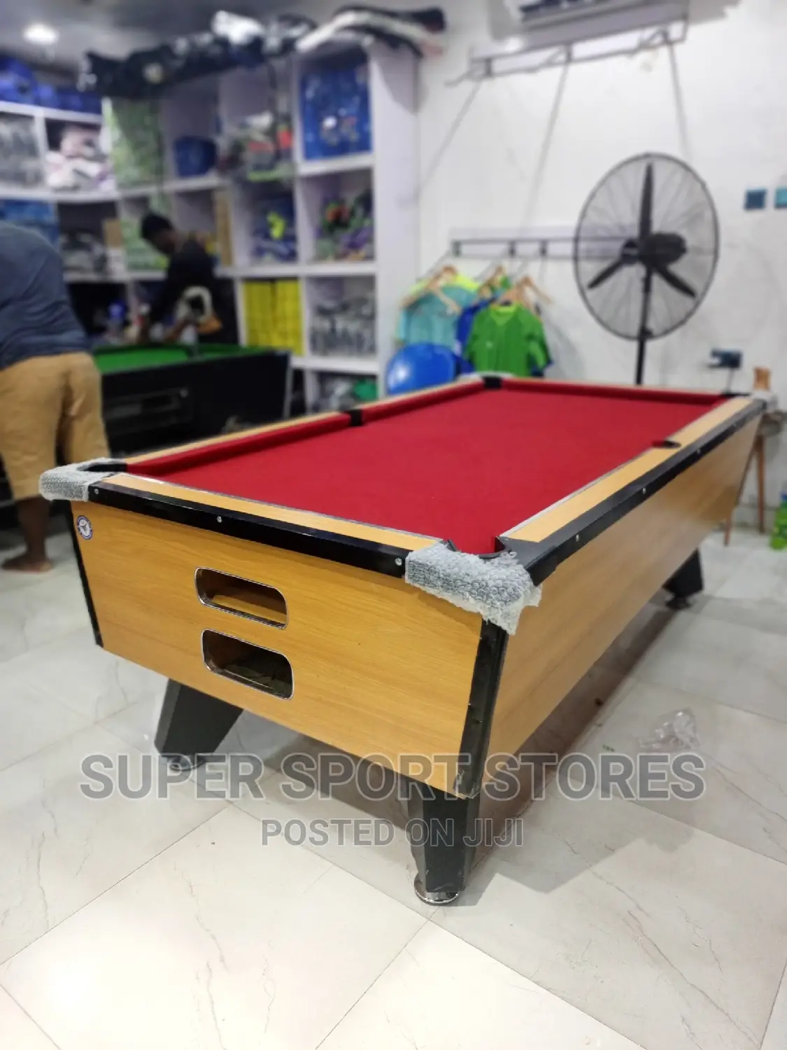 Coin Snooker Table