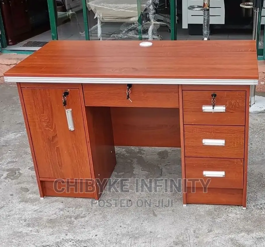 New Imported Office Exotic Durable Table Size: 1.2metre