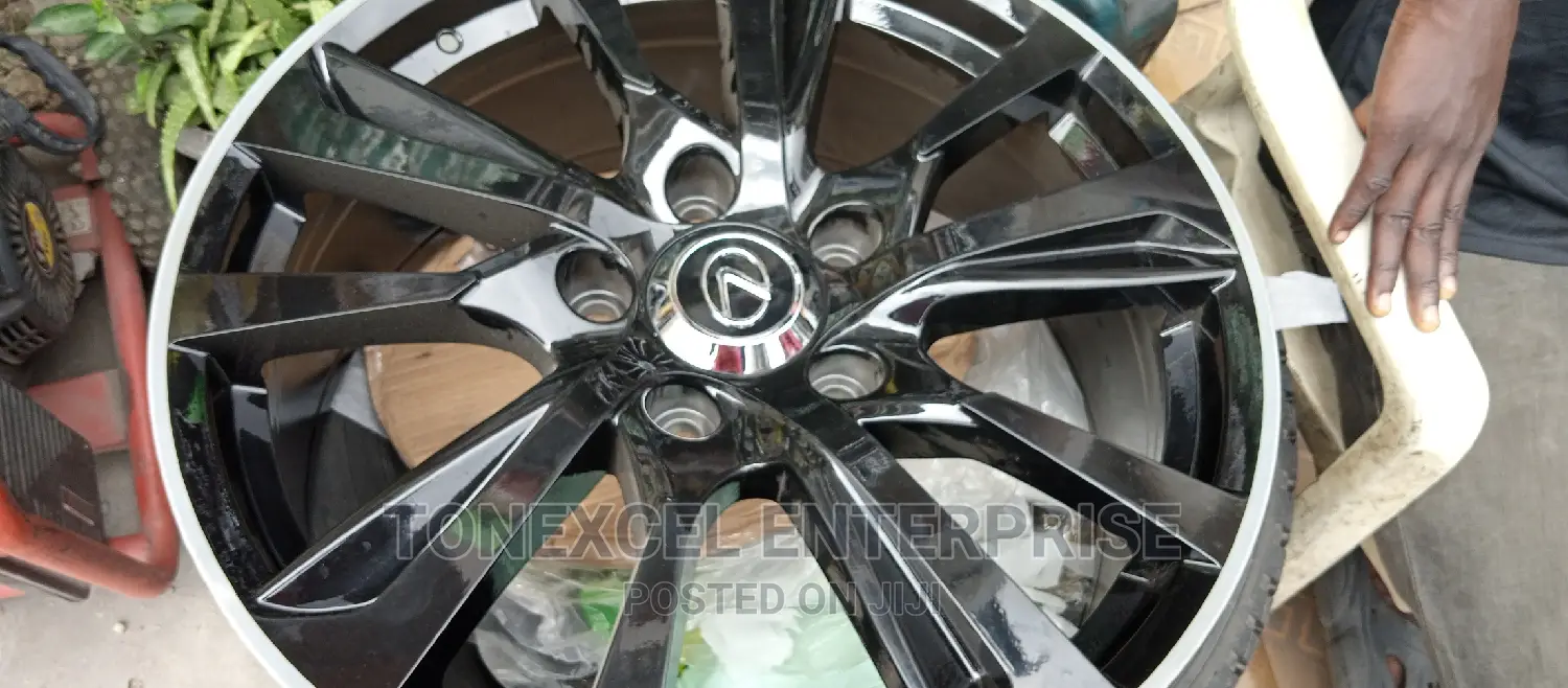 Brand New Lexus / Toyota Land Cruiser Alloy Rim 21 (Black)