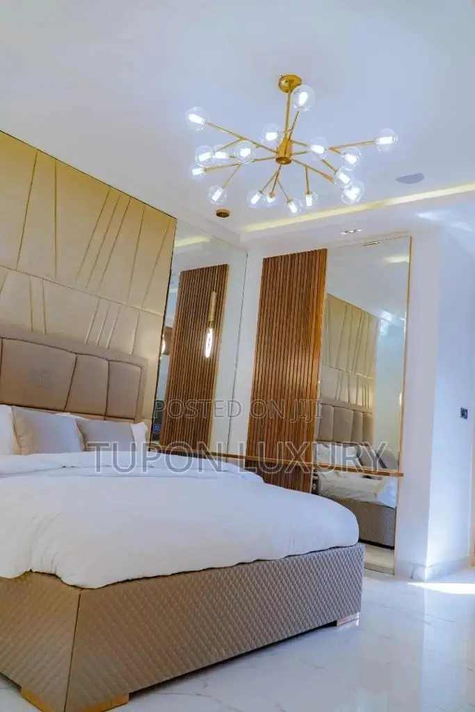 Luxury 4 Bedroom Apartment Inside BANANA ISLAND