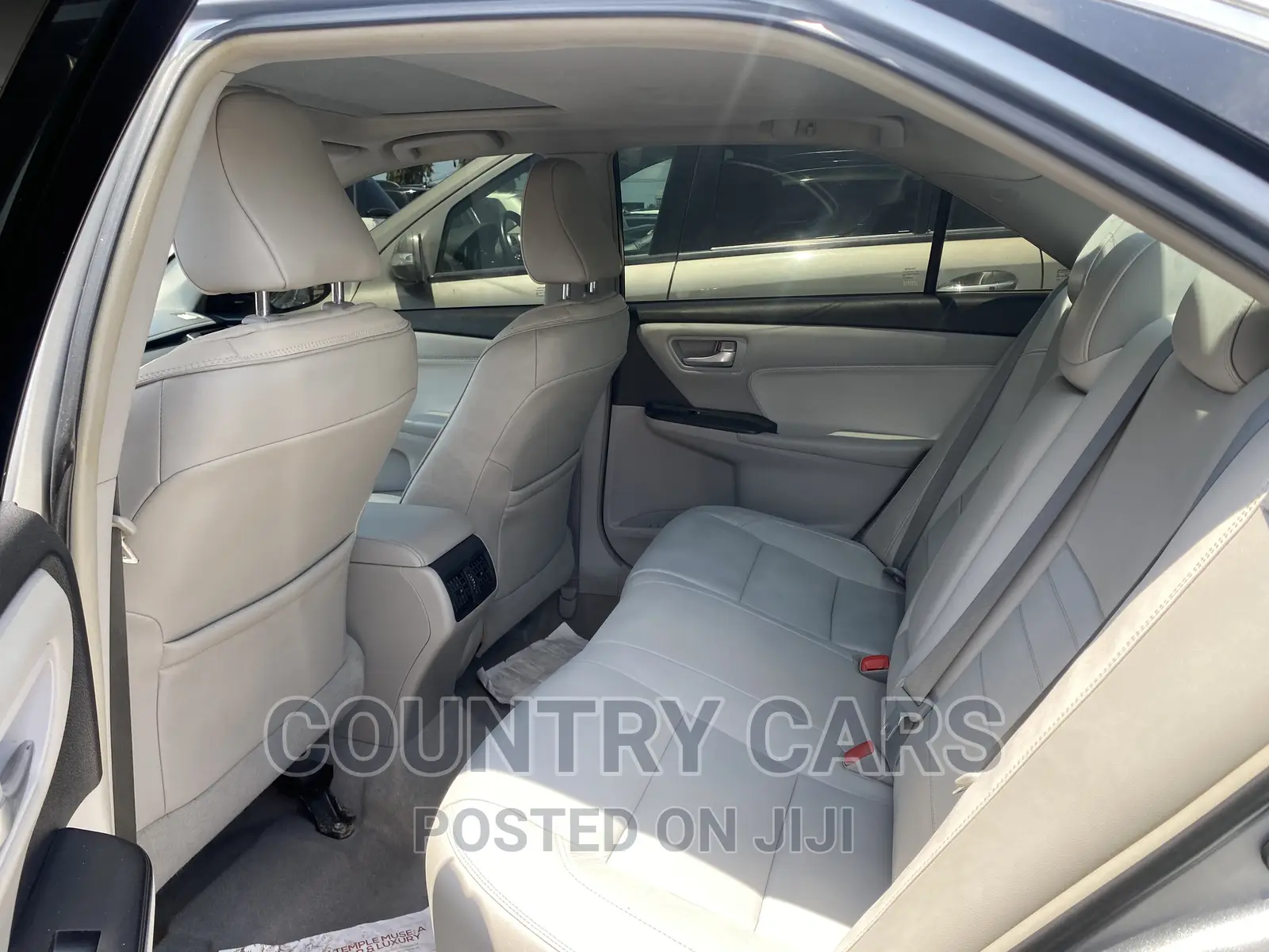 Toyota Camry 2015 Silver