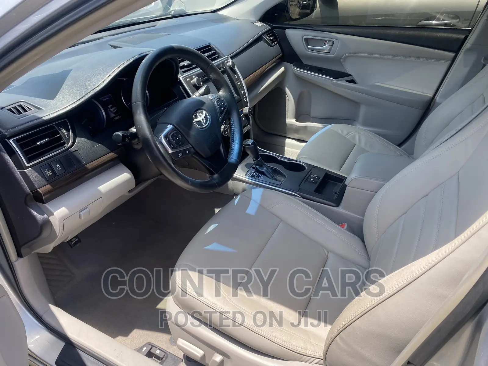 Toyota Camry 2015 Silver
