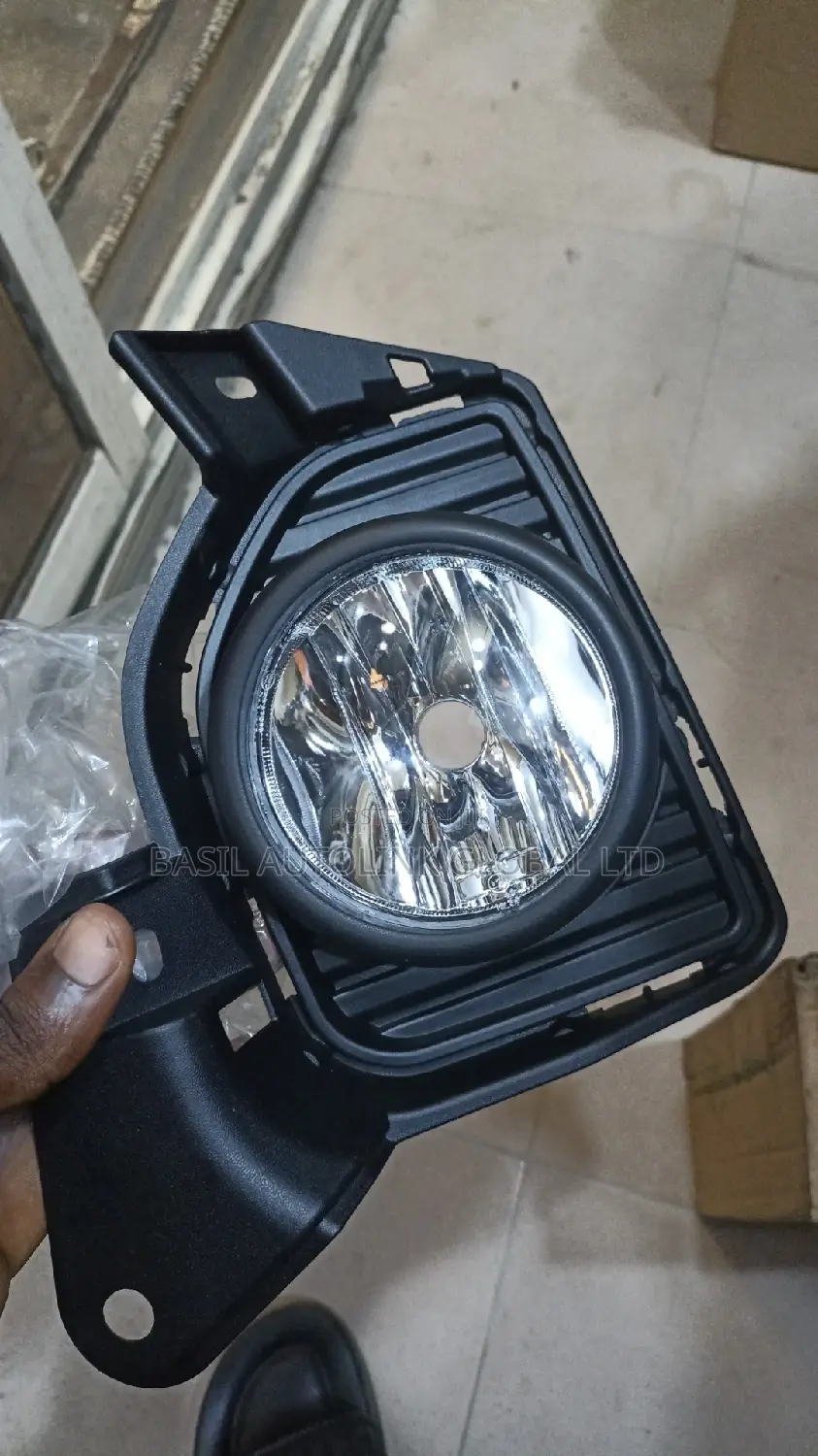 Fog Lamp With Cover Hiace Bus 014