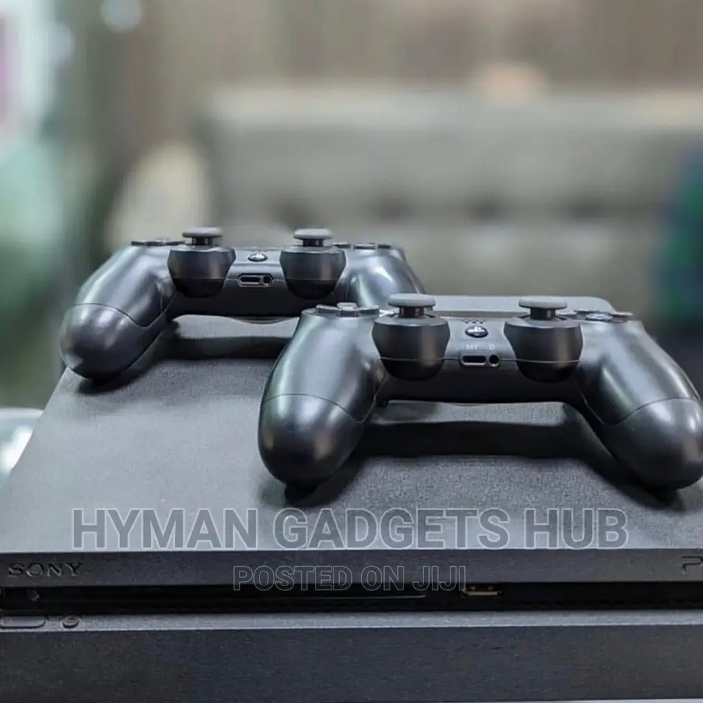 Grade a UK Used Ps4 Slim With 2 Controllers and Accessories